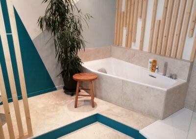 Salle de bain design moderne baignoire